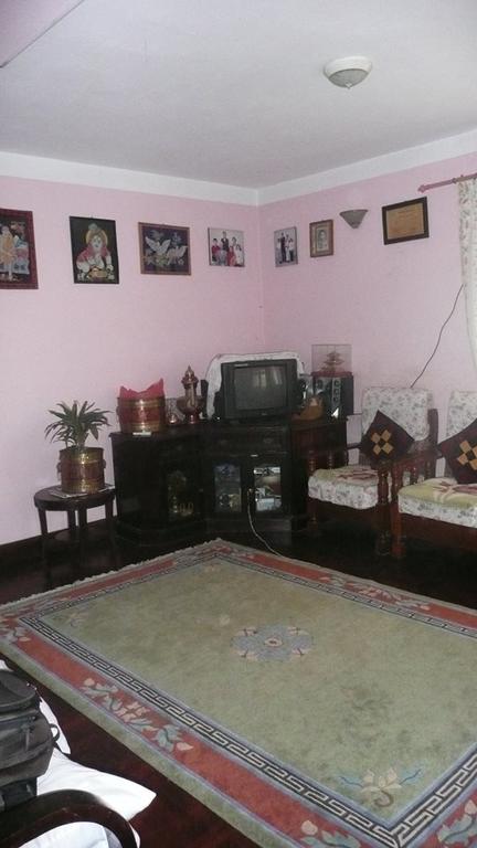Nagarjun Home Stay Kathmandu Esterno foto