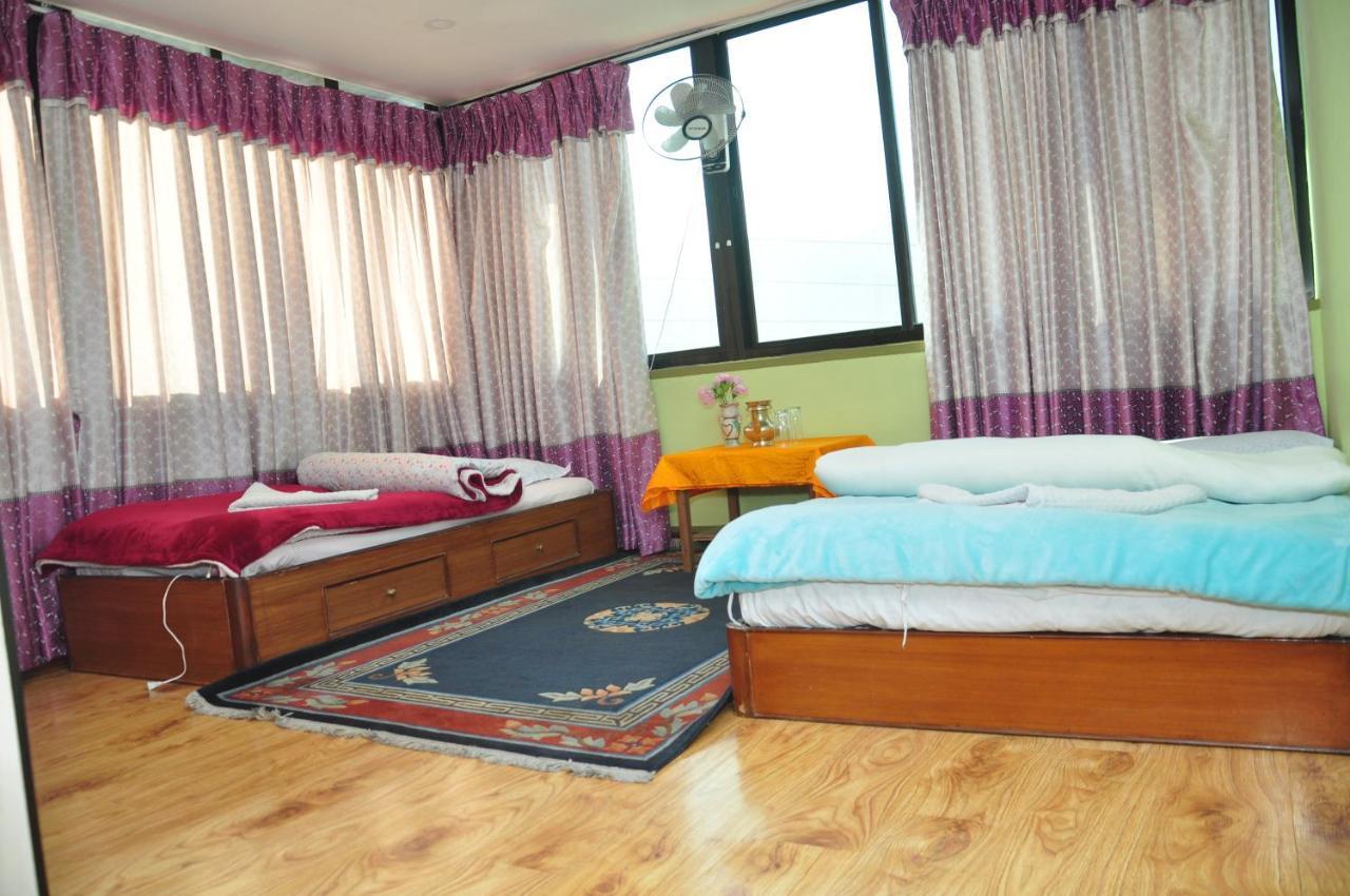 Nagarjun Home Stay Kathmandu Esterno foto